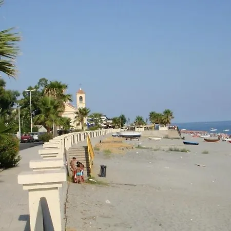Apartment A 200 Mt Dal Mare *